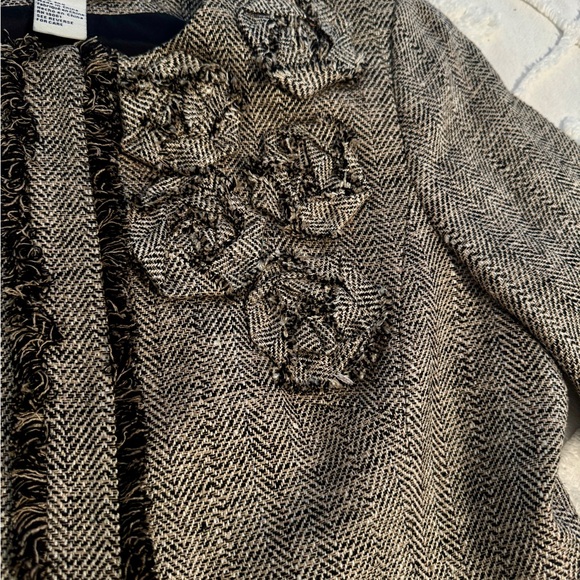 100% Silk Doncaster Women's Brown Blazer with Floral Accents - Picture 6 of 10